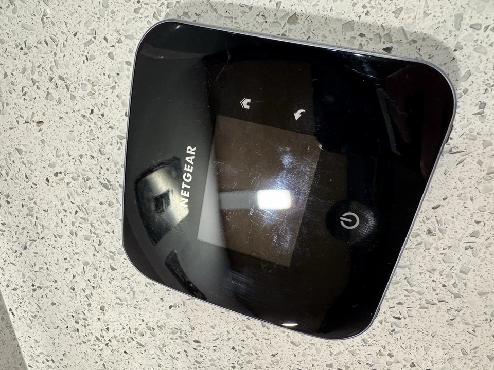 Nighthawk M2 Mobile Router (MR2100) Unlocked - Image 4 of 4