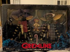 NECA Gremlins Action Figure Christmas Carol Winter Scene Set Pack of 2