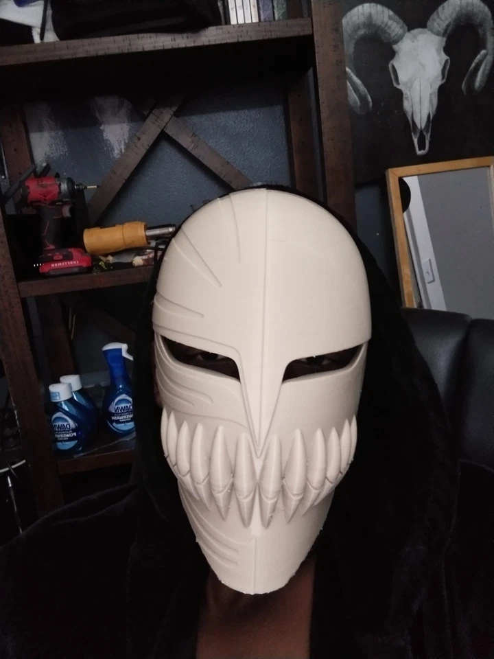 Casco de Cosplay Impreso en 3D de Alta Calidad - Diseño Personalizable para Anime, Juegos Foto 2 de 4