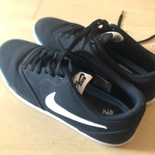 Nike SB Charge Mens Skater Sneakers Like New  Black Size US 11 UK 10 EU 45 