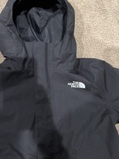 The North Face Boys black Youth M 10/12 Triclimate Jacket Coat