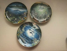 Set of 3 Underwater Paradise Decorative Plates by Robert Lyn Nelson Danbury Mint