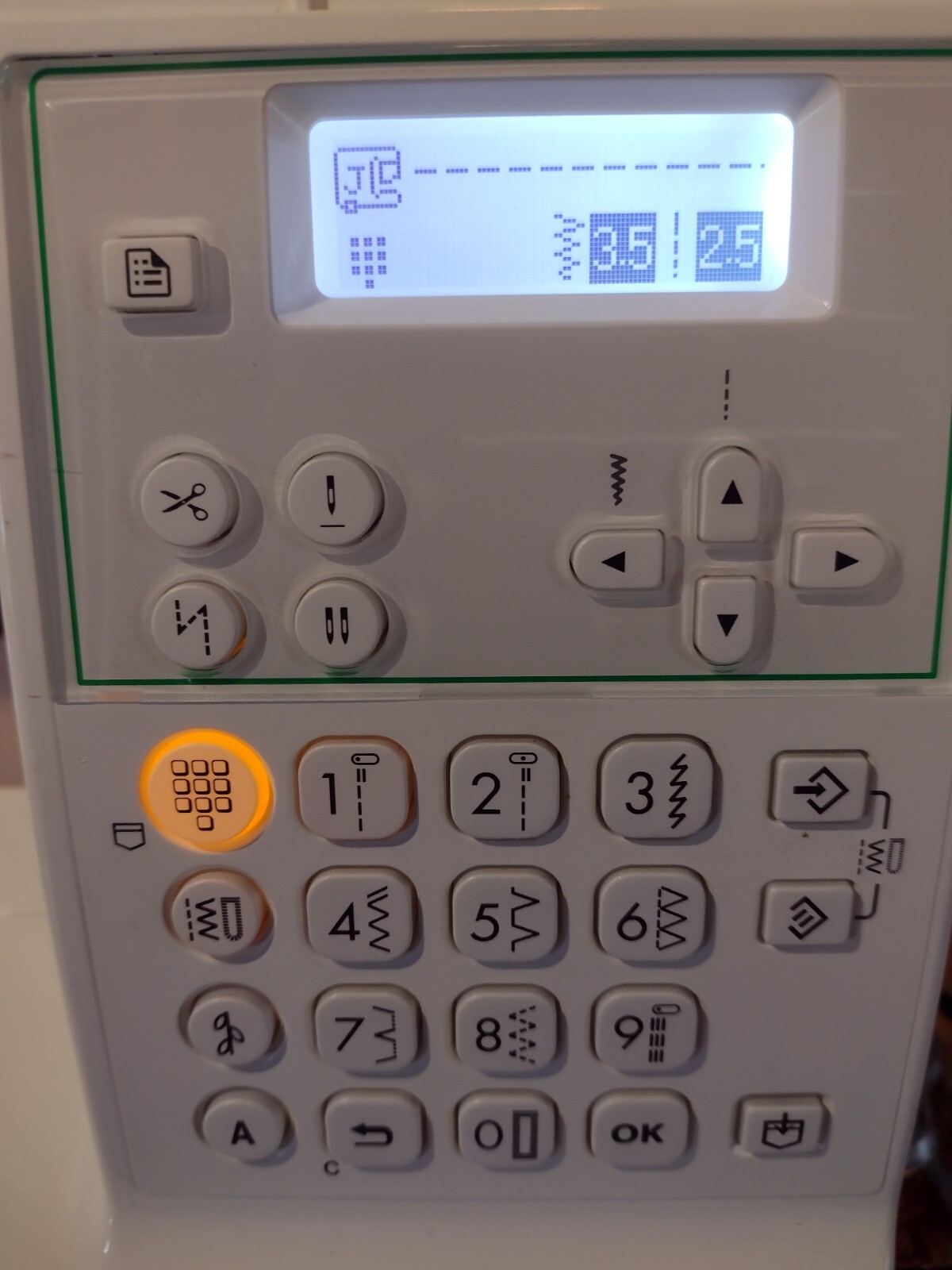 BABYLOCK ELIZABETH BL200a Sewing Machine Embroidery Accessories knee