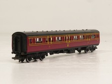 Hornby R747 HO LMS Coach Car LN