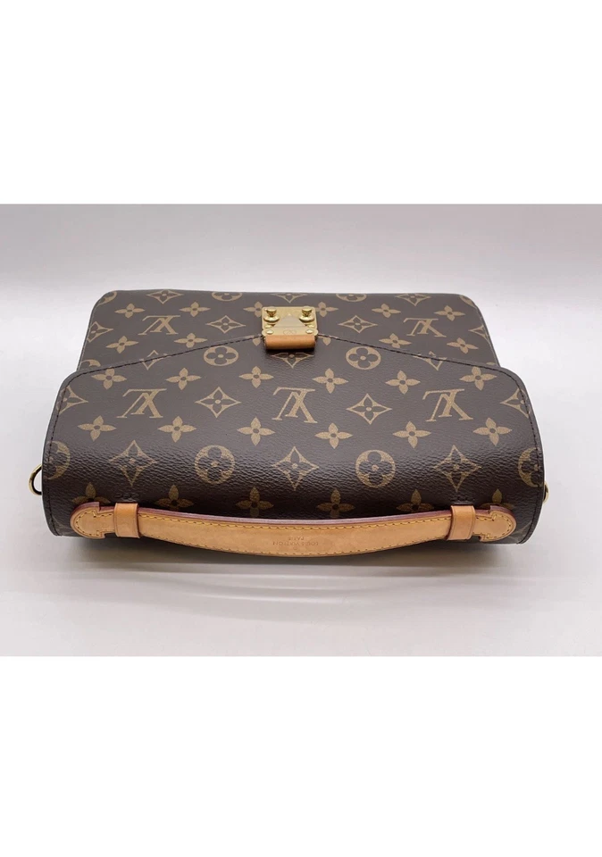 Louis Vuitton Pochette Métis, foto 3 di 5