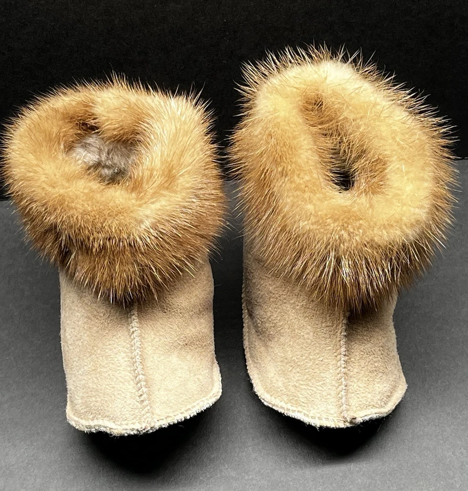 Botas de gamuza vintage hechas a mano de piel de animal de Minkys. Mocasín bebé gamuza cuero Foto 2 de 4