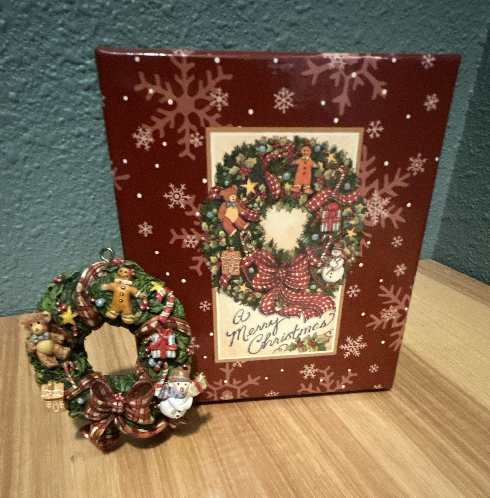 Vintage Ornament Christmas Wreath Hanging Ornament Lang & Wise w Original Box