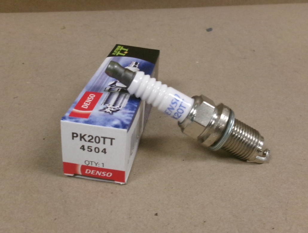 New Denso 4504 PK20TT Spark Plug