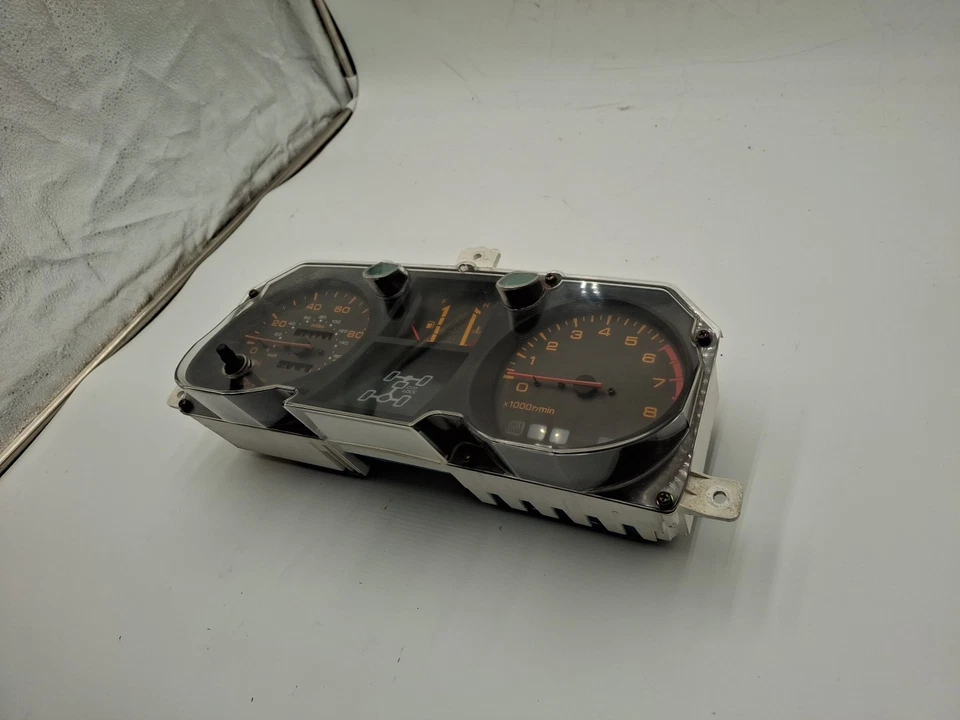 1994-1995 Mitsubishi Montero Speedometer Instrument Gauge Cluster OEM 202k - Image 3 of 4