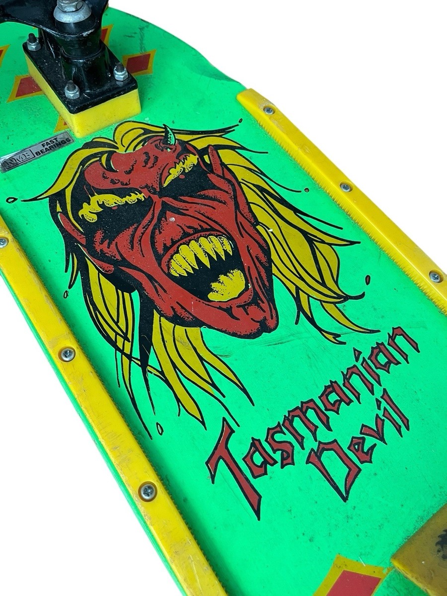 Vintage Nash Skateboard Tasmanian Devil Conplete Xr2 Trucks 80s