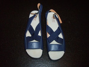 dark blue ladies shoes