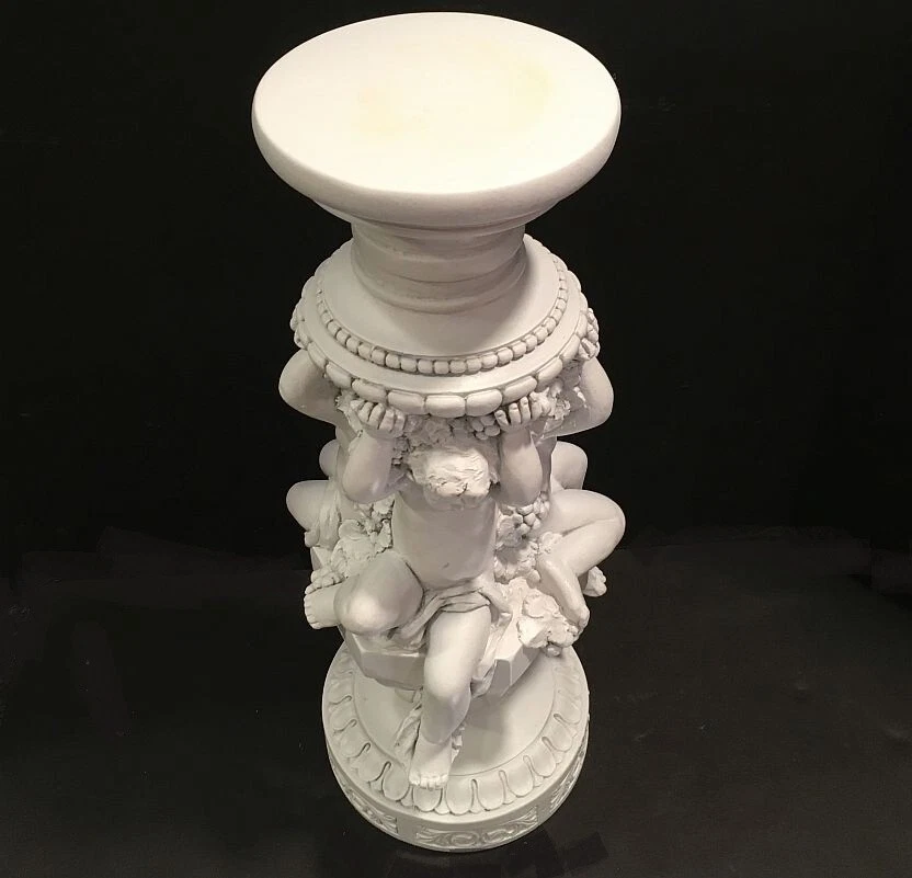 Pedestal neoclásico / Soporte para plantas. Querubines. Yeso. Continental Art 1967. Foto 4 de 4