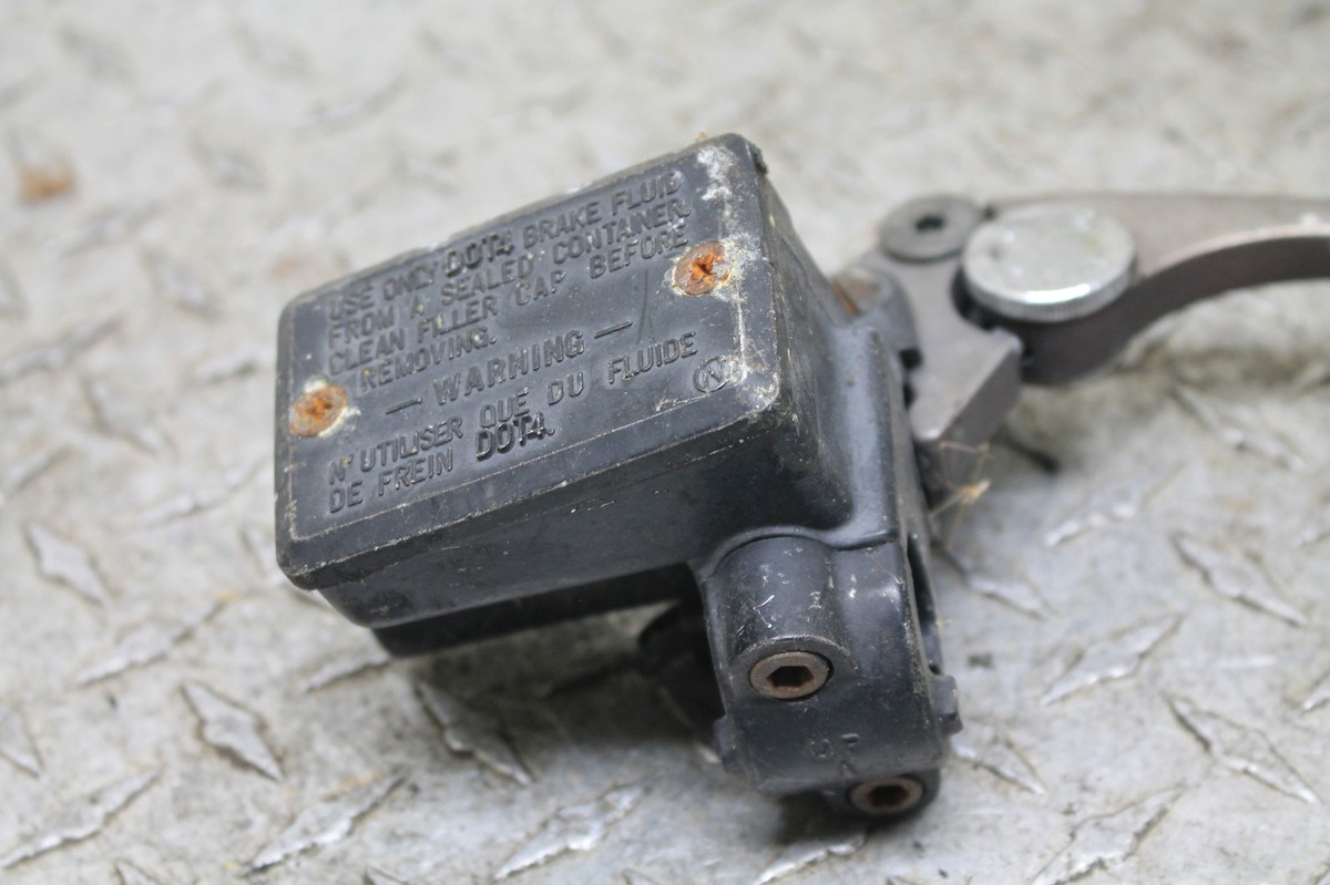 94-04 KAWASAKI NINJA ZX6E ZX600 ZX6 FRONT BRAKE MASTER CYLINDER w