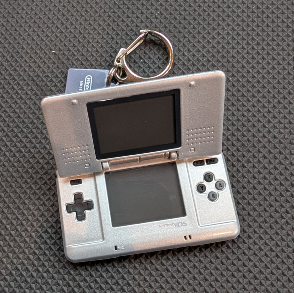 Nintendo Museum Kyoto Keychain - Nintendo DS - New - US Seller | eBay