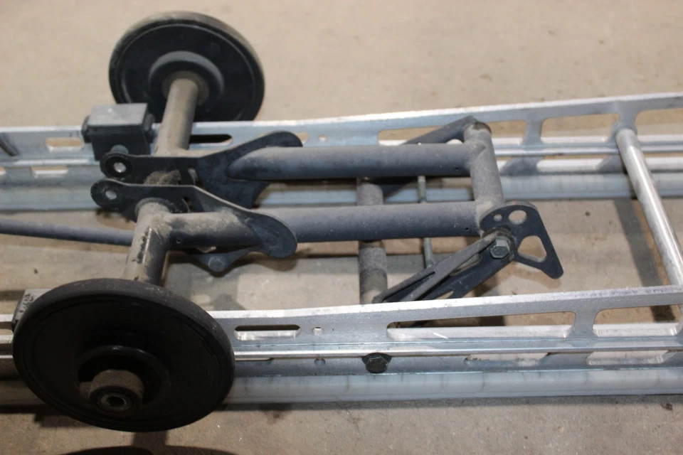 Задняя подвеска рамы 2013 Polaris Pro Rmk 800 163 дюйма - Изображение 4 из 4