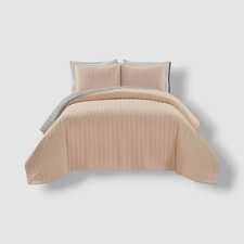 Lush Decor Pink/Gray Soft Stripe Solid Reversible Quilt 3pc Set, Full/Queen
