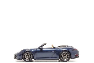 304-057 ノレブ 1/18 ポルシェ 911 Carrera S Norev 1:18 Porsche 911 Carrera S Cabriolet (992.2) in Yachting