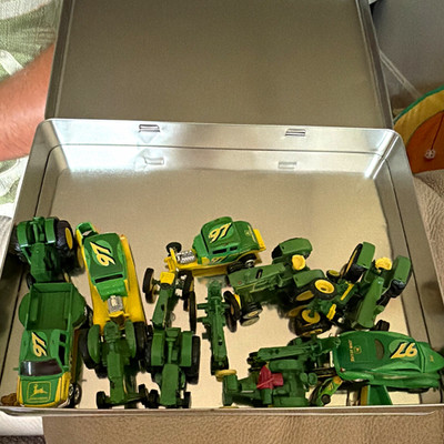John Deere Green/Yellow Diecast Farm Vehicle Toy Lot in Tin, Agriculture Theme