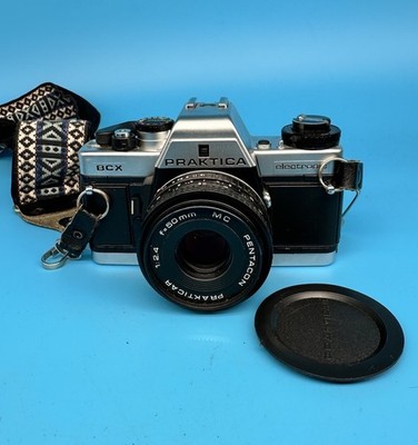 Praktica BCX analoge Spiegelreflexkamera 35 mm mit Objektiv 50 mm f/2,4 Pancake, silber   getestet
