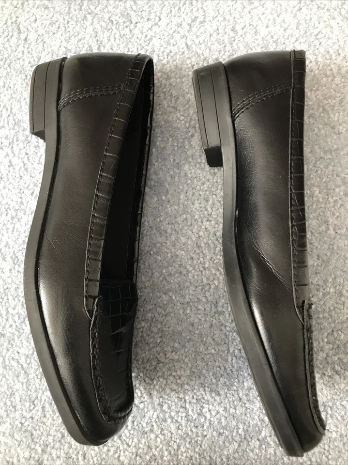 St. John’s Bay Loafers Black Square Toe Preppy Flats Crocodile 9M Vintage - Image 3 of 4