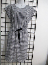 TALBOTS 🌸 MEDIUM PETITE==NAVY BLUE & WHITE / STRETCH WAIST / POP OVER DRESS