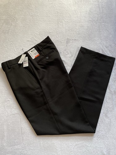 Van Heusen Men’s Traveler Pants Black 32X32 Classic Fit Non Iron New