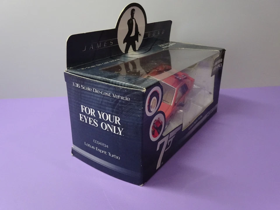 Corgi CC04704 Lotus Esprit Turbo James Bond 007 For Your Eyes Only Boxed 1:36 - Image 2 of 4