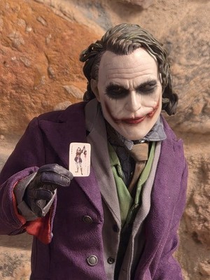 Sideshow The Dark Knight The Joker Premium Format Exclusive Heath