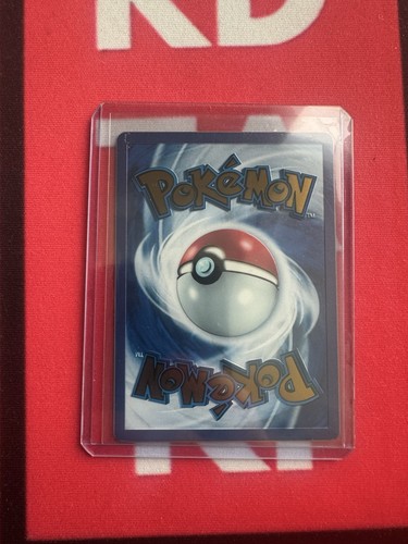Tarjeta promocional 2023 Mew ex 205/165 escarlata y violeta 151 UPC metal dorado casi nueva - Imagen 2 de 2