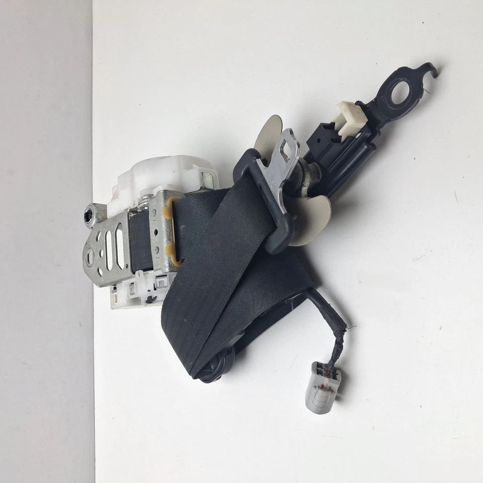 2007-2012 Lexus LS600H Front Seat Belt Retractor J090331 - Image 4 of 4