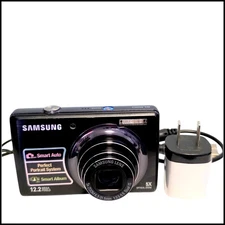 Samsung SL620 12.2 Megapixels Digital Camera 5x Optical Zoom 16GB SD Card Charge