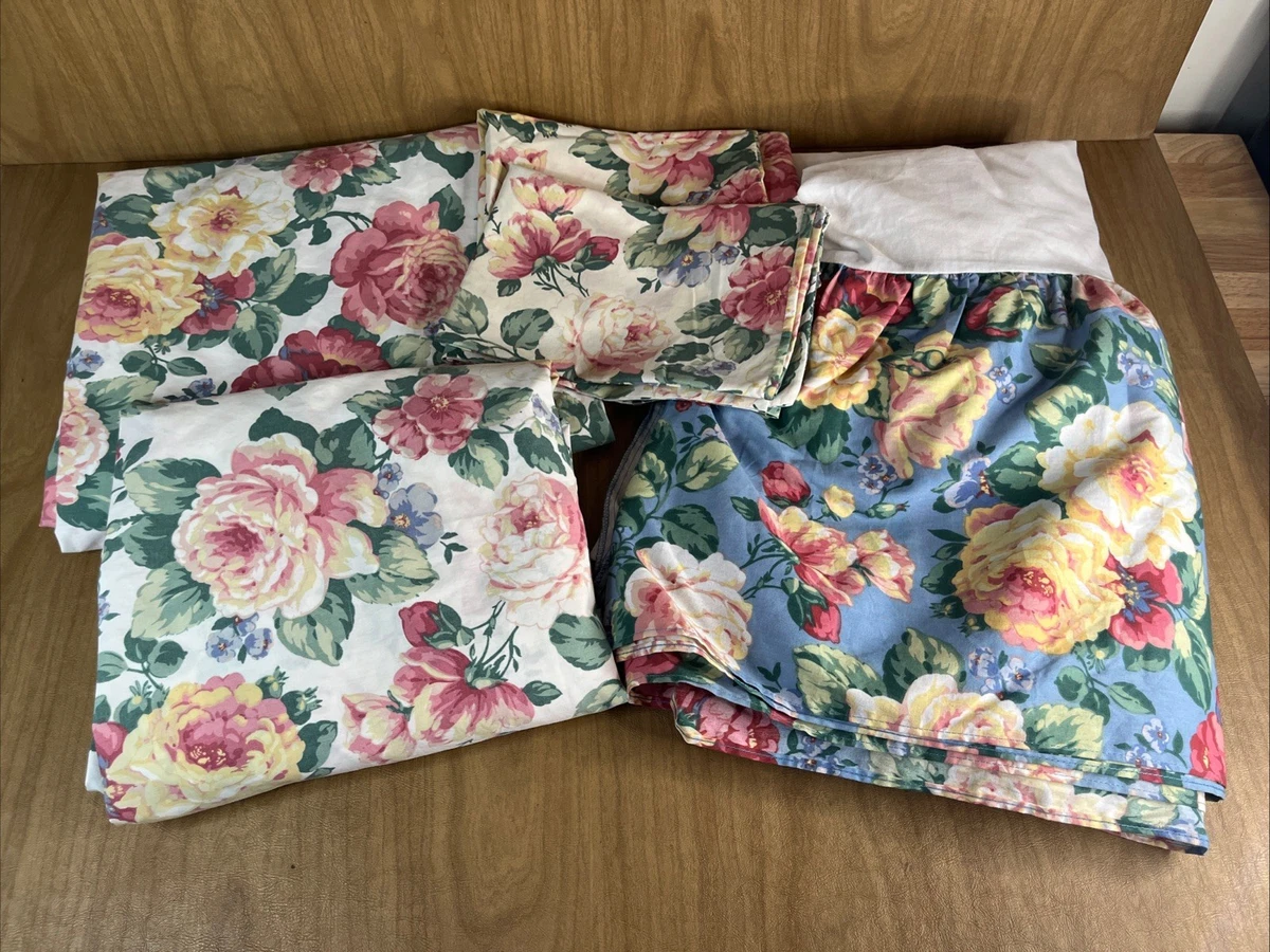 Jupon De Lit (Bed Skirt) Vintage Wamsutta - Taille Queen - Motif Floral à Carreaux Et Roses Violet - Occasion