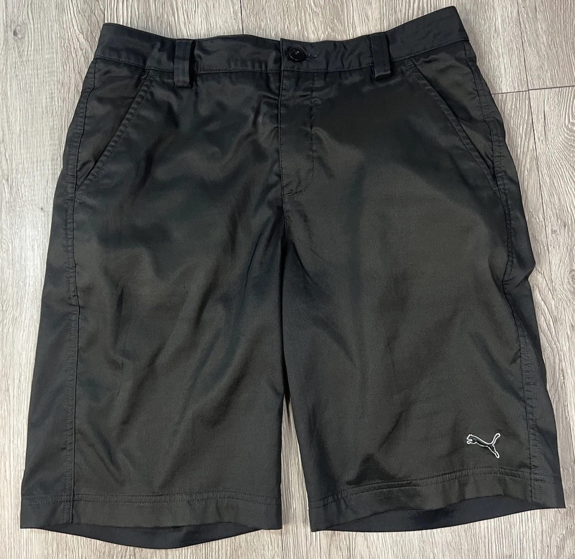 Pantaloncini da golf Puma da uomo neri con cuciture interne e davanti piatto 10" taglia 30