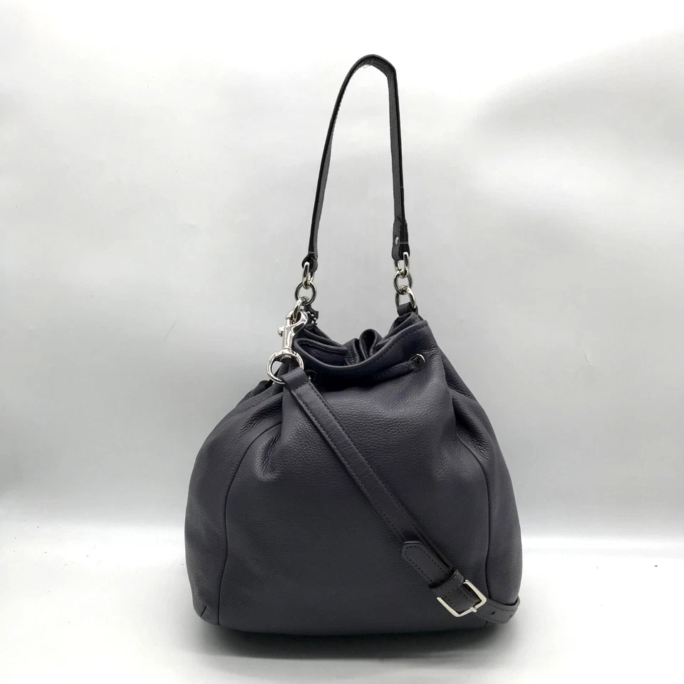 Bolso Cubo Coach Stone Gris Guijarro Cuero Avery Cordón F27003 Foto 2 de 4