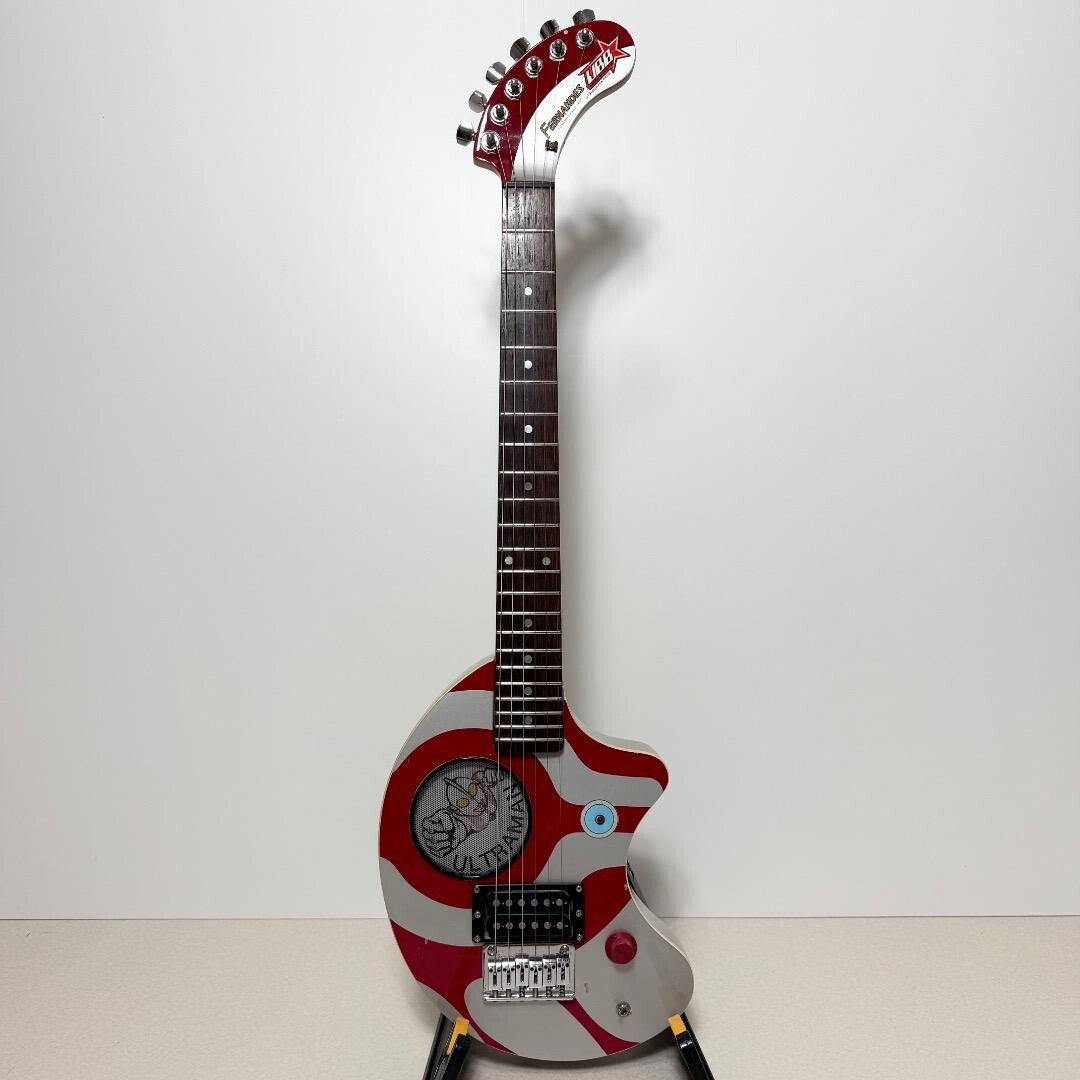 フェルナンデスZO-3 ウルトラマン Fernandes zo-3 ウルトラマンモデル