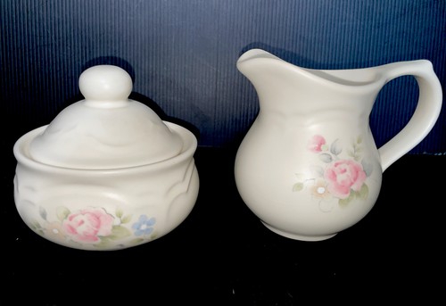 Pfaltzgraff TEA ROSE Cream Pitcher & Sugar Bowl Pink Blue Flowers Stoneware - Picture 2 of 11
