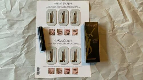 Tamaño de la muestra Yves Saint Laurent productos de maquillaje