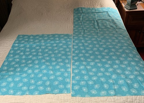 2 1/3 Yds Unbranded Aqua Teal White Poppies 100% Quilting Cotton 43" Wide - Picture 2 of 9