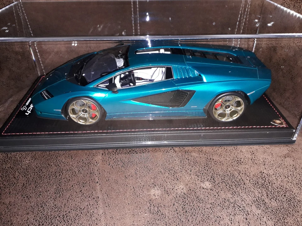 LAMBORGHINI COUNTACH LPI 800-4 BLU URANUS 1/18 MR MODELS - Photo 2/4
