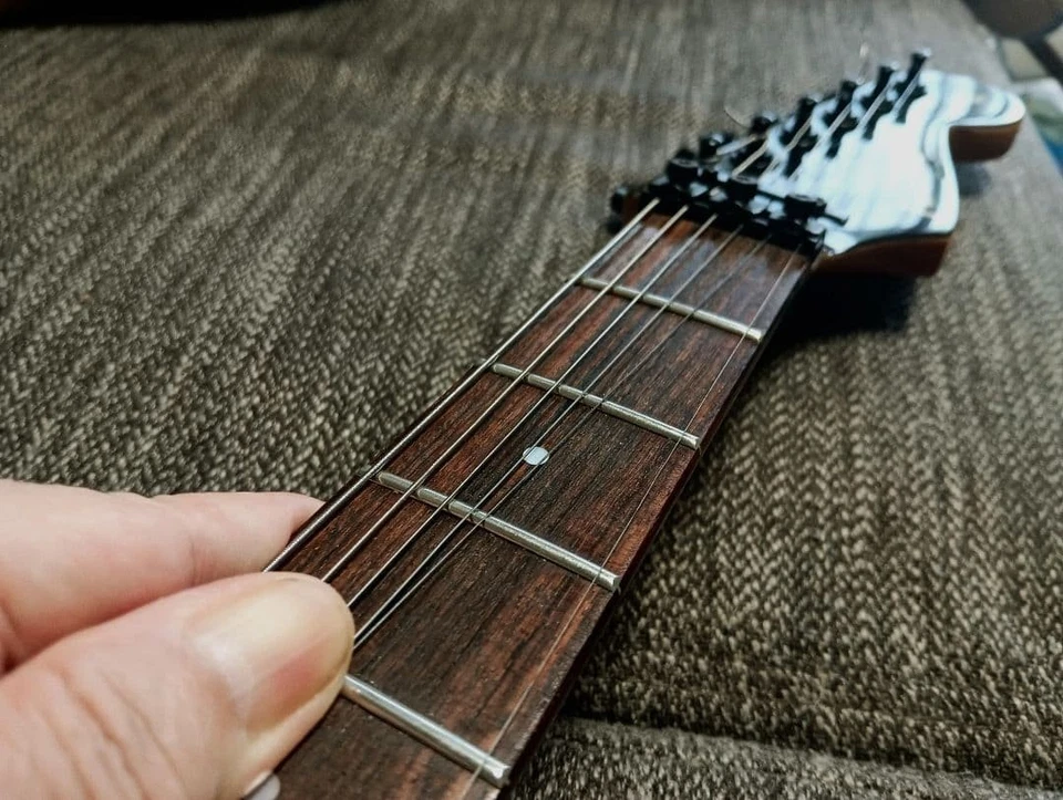 Guitarra eléctrica Fernandes The Function negra de JAPÓN Foto 4 de 4