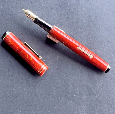 Wahl Eversharp Coral Lever Filler, 14K trim/nib, flexible writer, Restored