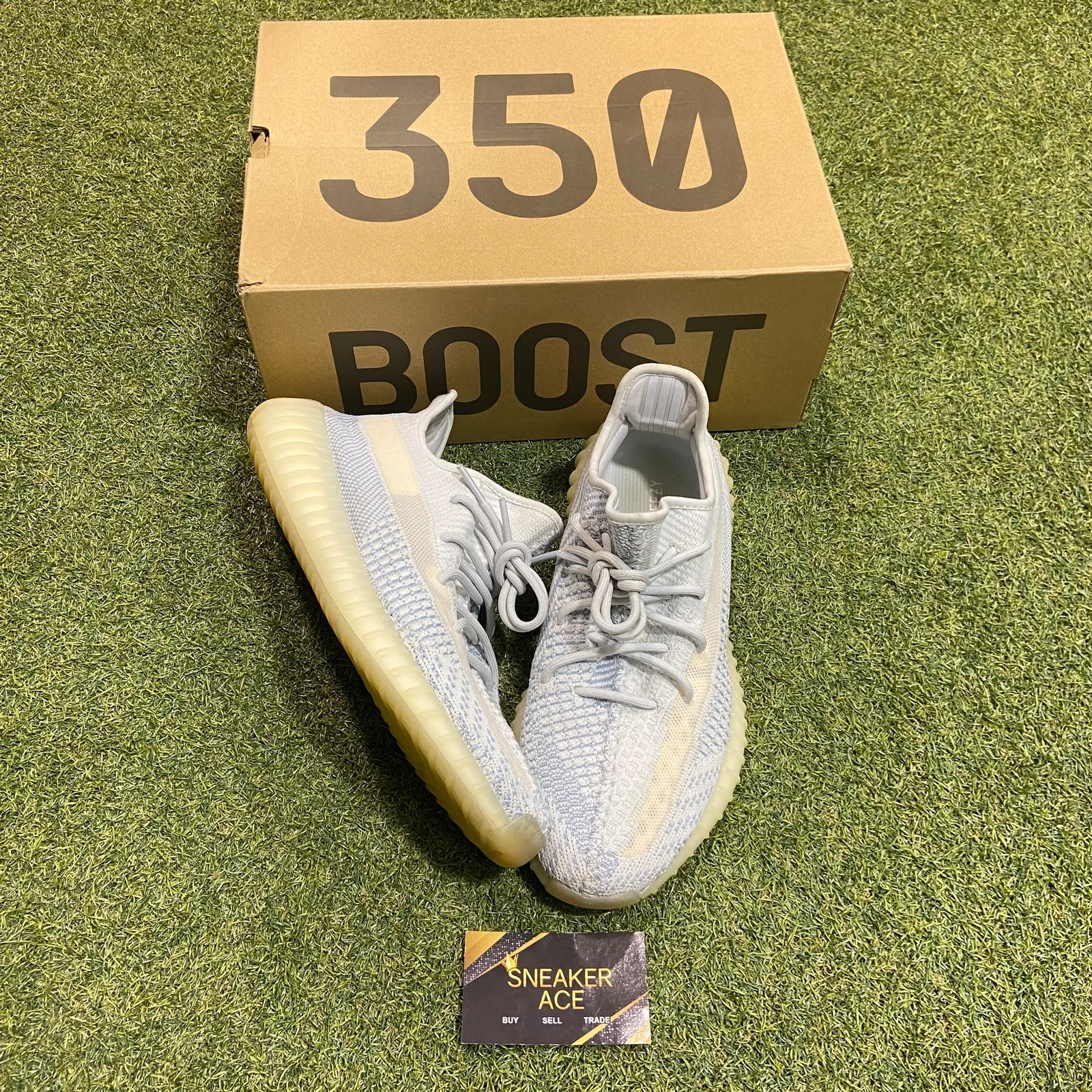 Yeezy 350 Cloud Bianco Non V2:10