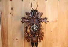 Large 8 Day German Black Forest Hunter Cuckoo Clock ~ Beautiful Condition ~ Runs