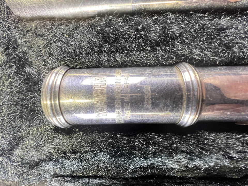 Yamaha 225SII Flute Silver Plate Made In Japan Student Band Instrument Case - Image 3 of 4