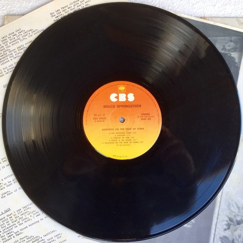 BRUCE SPRINGSTEEN DARKNESS ON THE EDGE OF TOWN LP CBS - Foto 3 di 3
