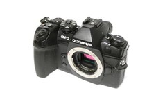 Olympus OM-D E-M1 Mark II Gehäuse / Body geb...