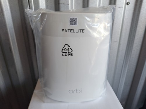 NEW Netgear RBK50-100NAS Orbi AC3000 Tri-Band Whole Home WiFi System (2-Pack) - Picture 9 of 18