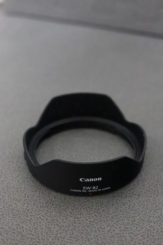Genuine Canon EW-82 Lens Hood