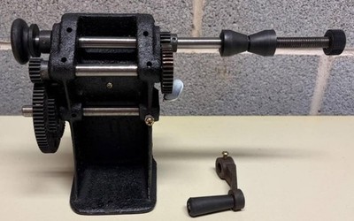 Manual Hand Crank Dual Purpose Coil Winding Machine w/Counter Ships From USA NIB