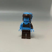 LEGO Star Wars Aayla Secura Minifigure Jedi Republic Fighter 75182 see pics